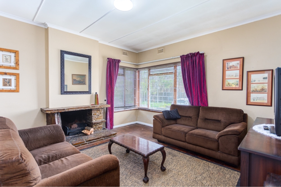 3 Bedroom Property for Sale in Avondale Western Cape